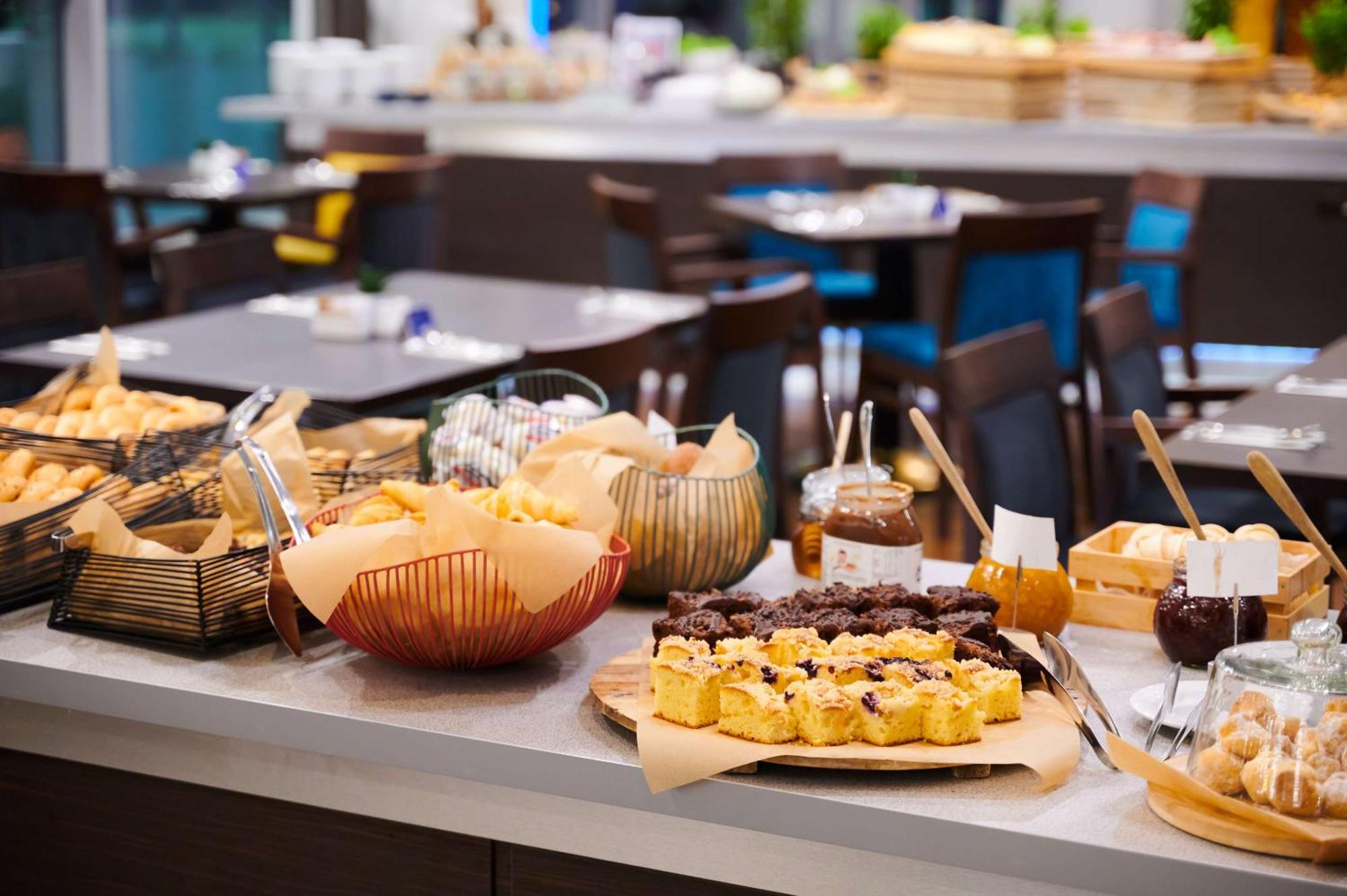 Radisson Blu Hotel 4*